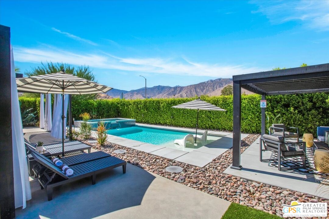 4318 E Camino San Miguel