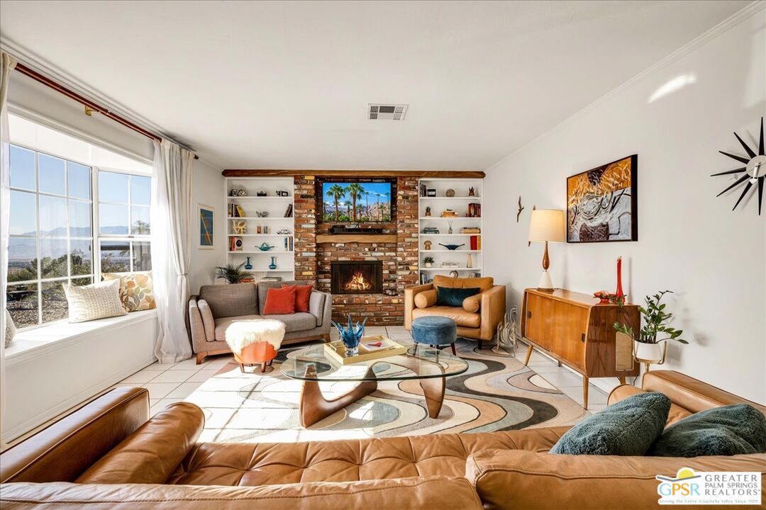 12115 Highland Ave
