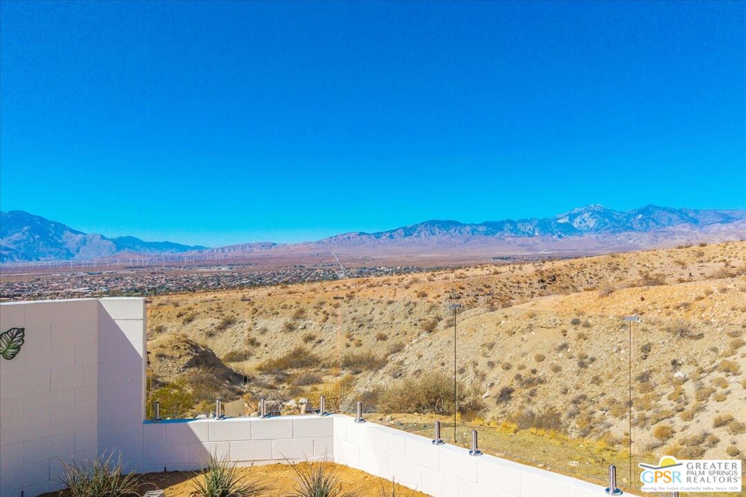12115 Highland Ave