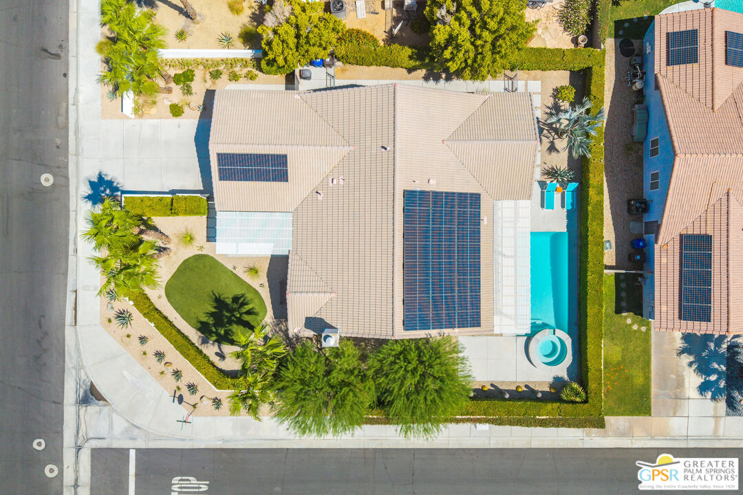 2110 N Paseo De Anza