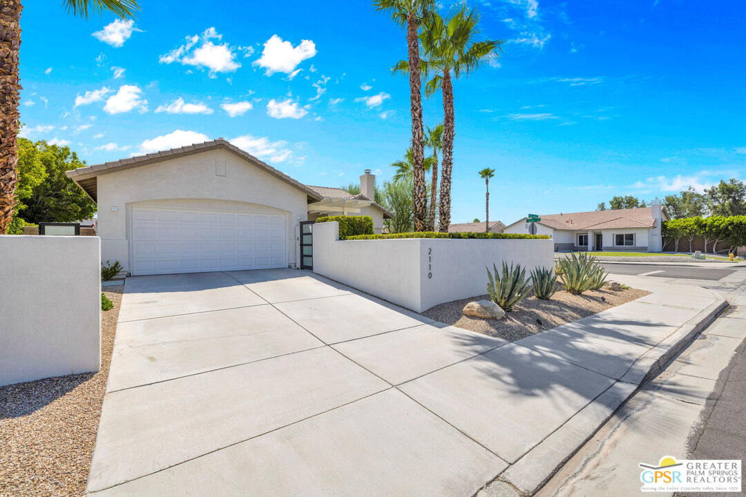 2110 N Paseo De Anza