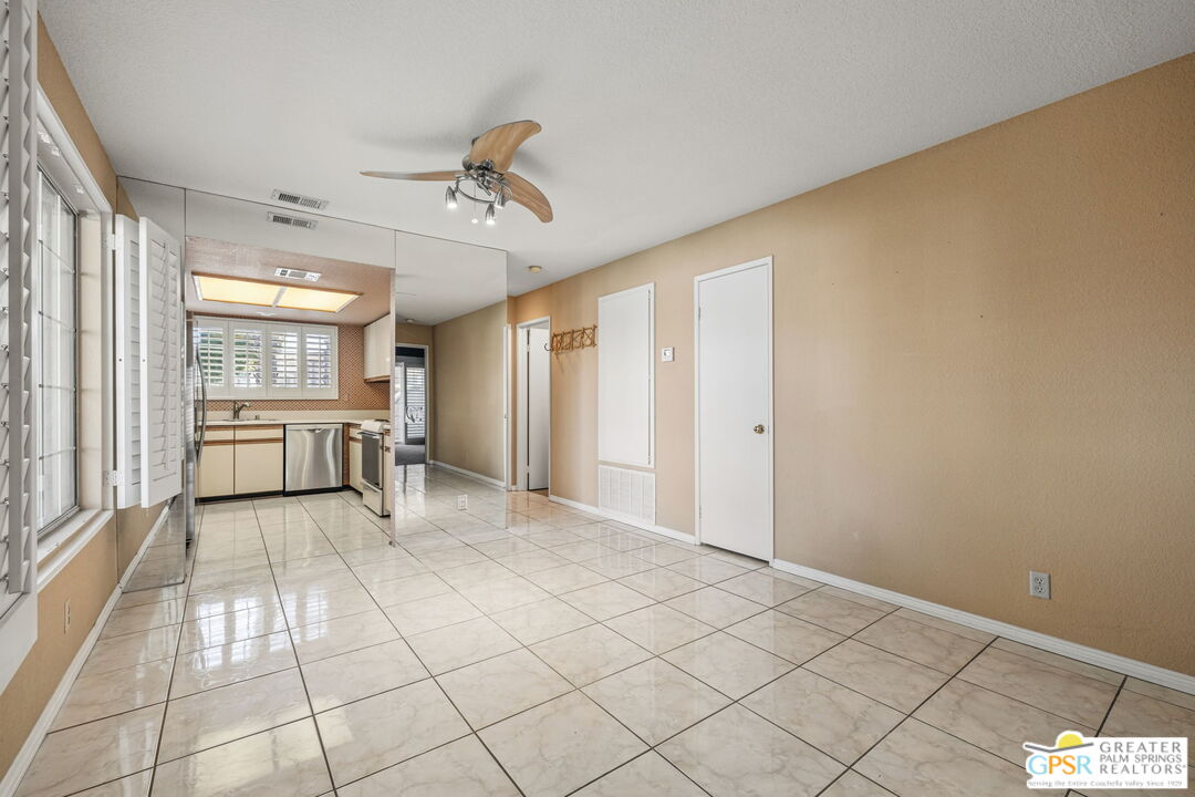 2701 E Mesquite Ave Unit: L54