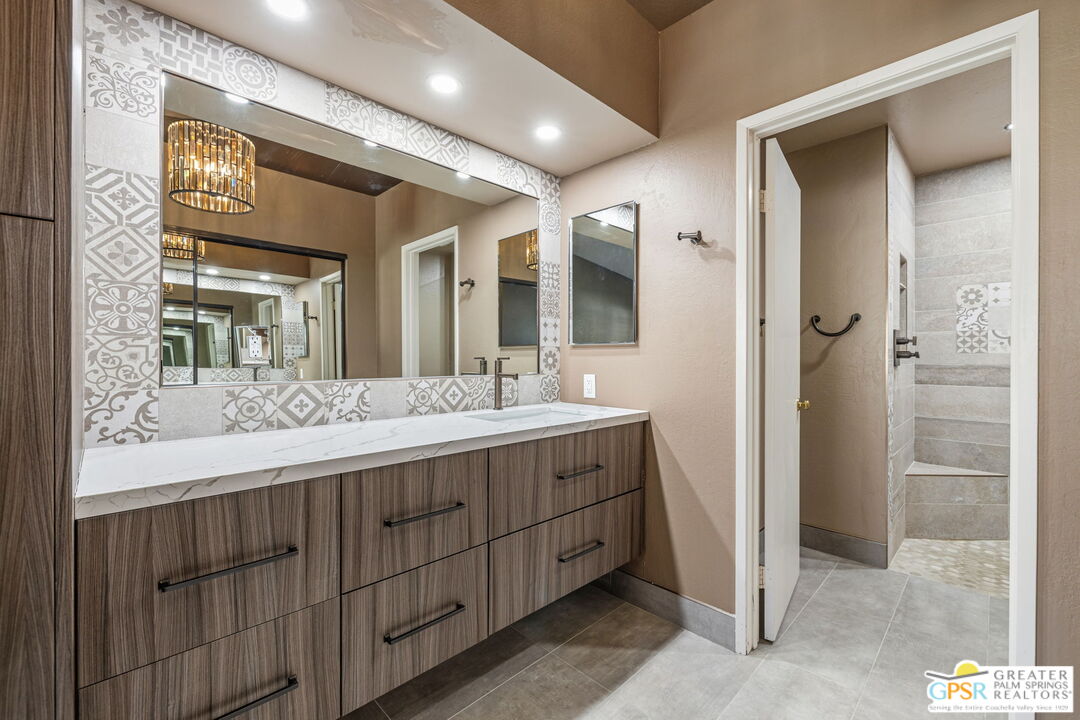 2701 E Mesquite Ave Unit: L54