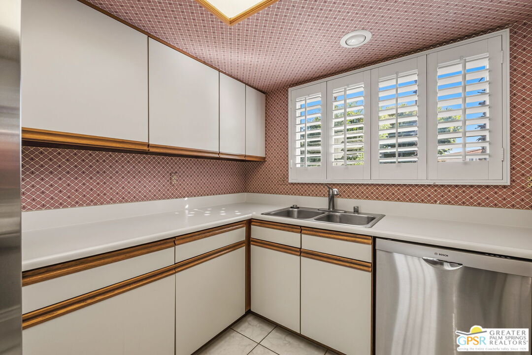 2701 E Mesquite Ave Unit: L54