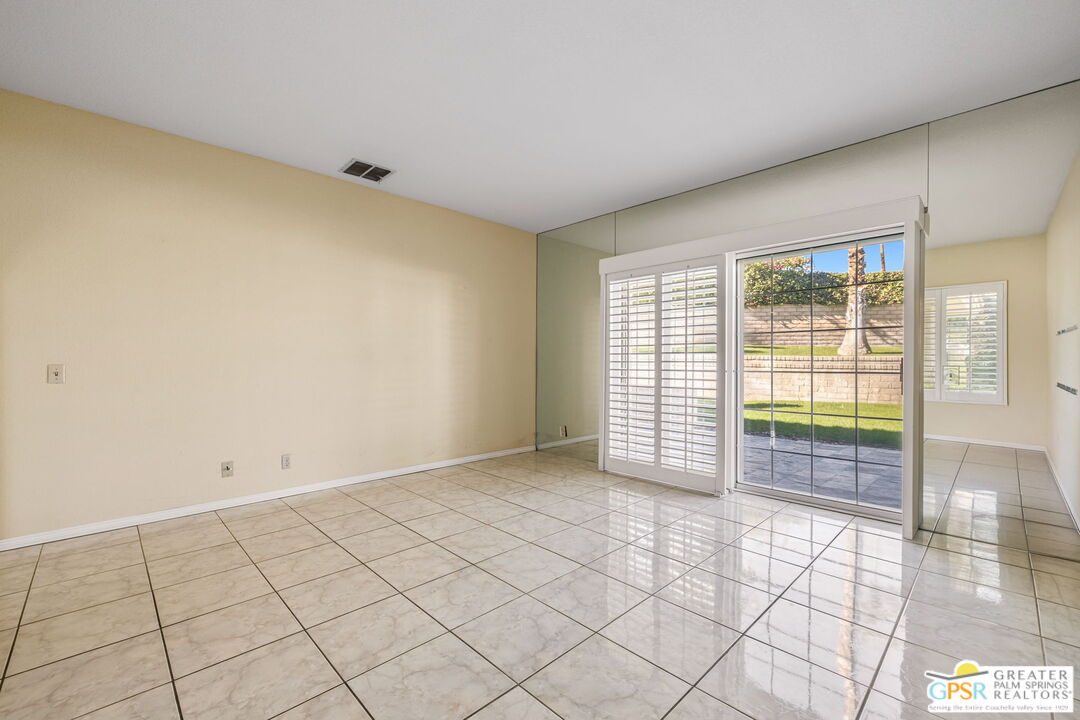 2701 E Mesquite Ave Unit: L54