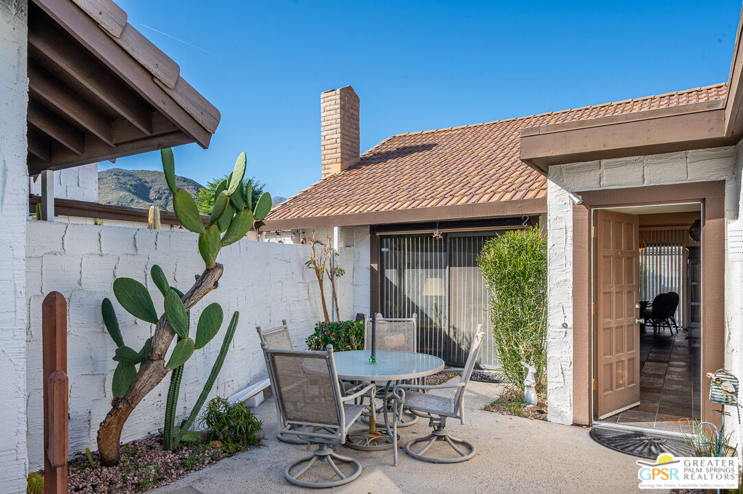 2240 E Miramonte Cir Unit: C