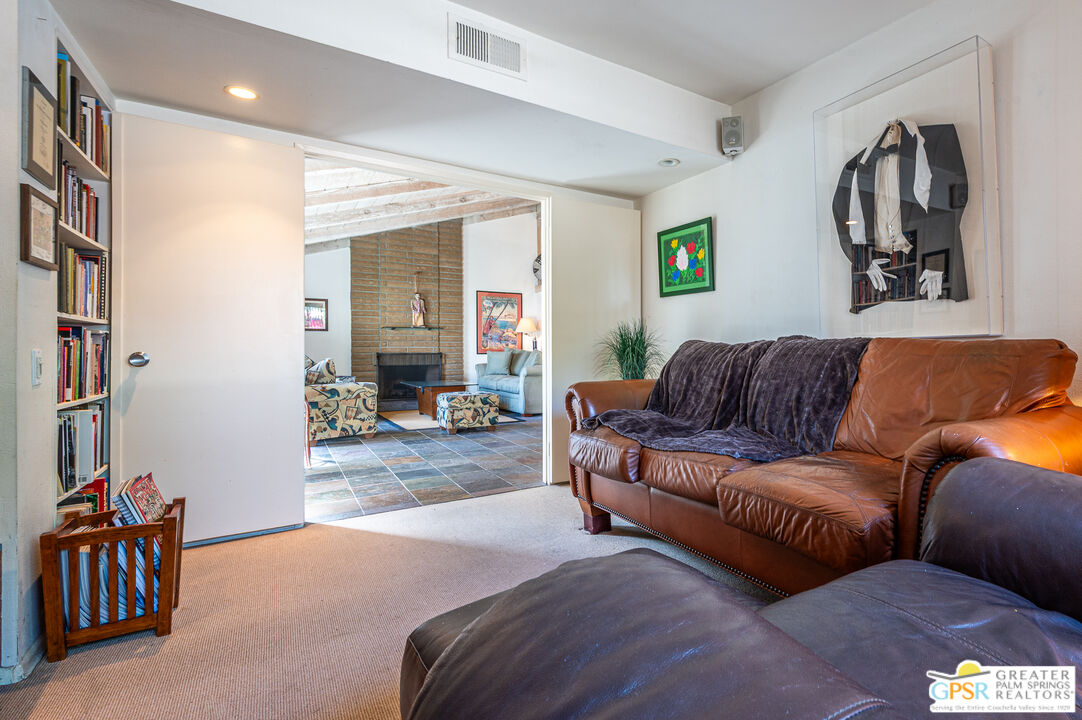 2240 E Miramonte Cir Unit: C
