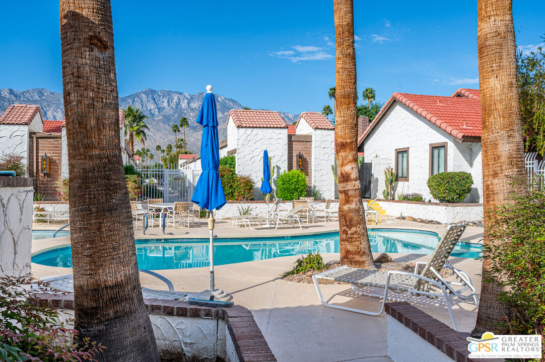 2240 E Miramonte Cir Unit: C