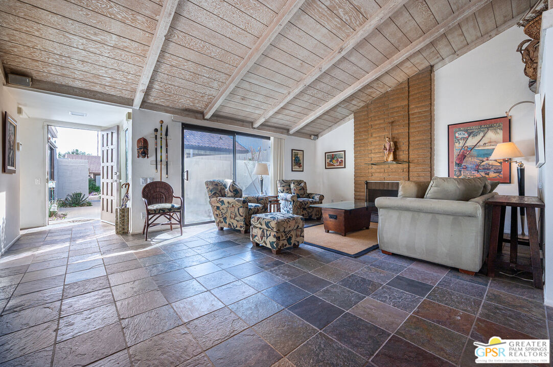 2240 E Miramonte Cir Unit: C