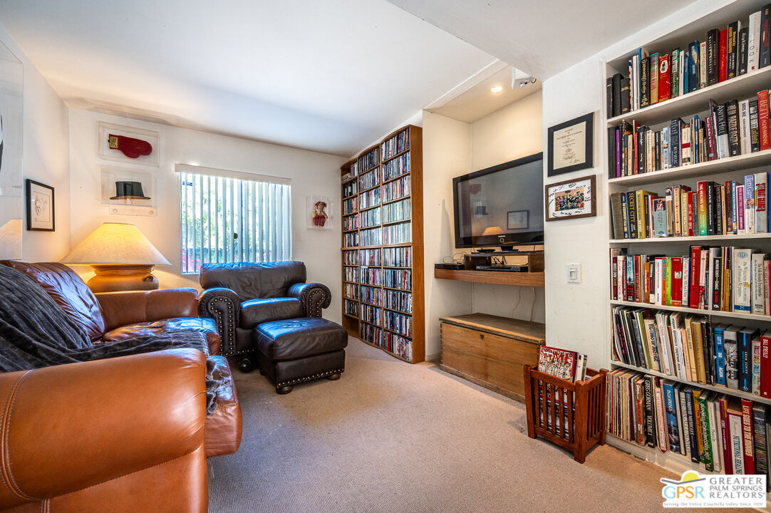 2240 E Miramonte Cir Unit: C