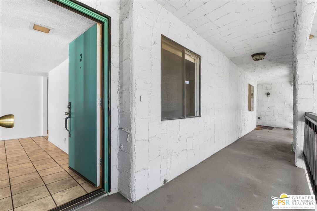 5125 E Waverly Dr Unit: B2