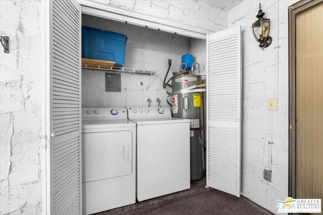 5125 E Waverly Dr Unit: B2