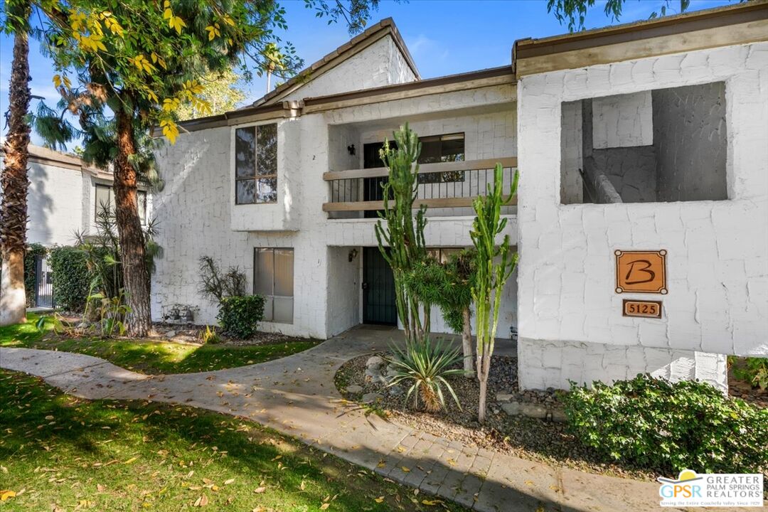 5125 E Waverly Dr Unit: B2