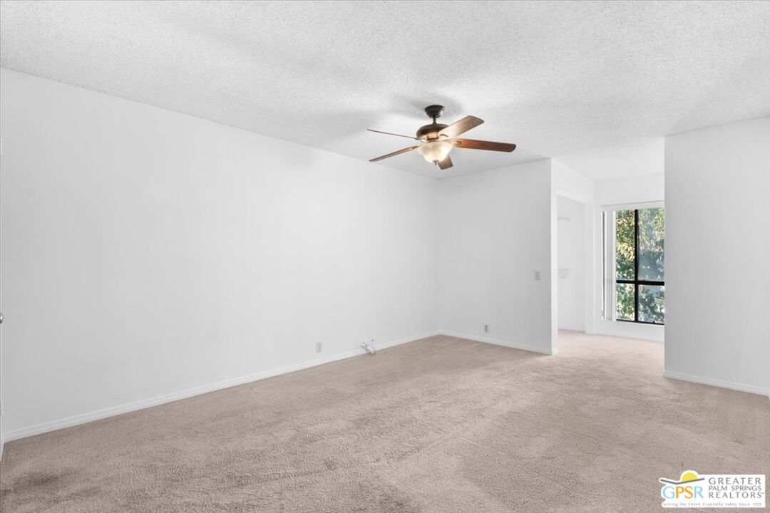 5125 E Waverly Dr Unit: B2