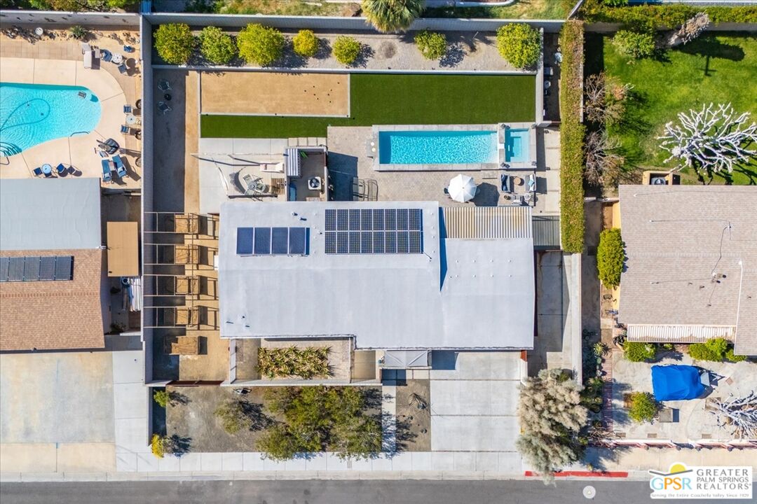 1979 N Los Alamos Rd