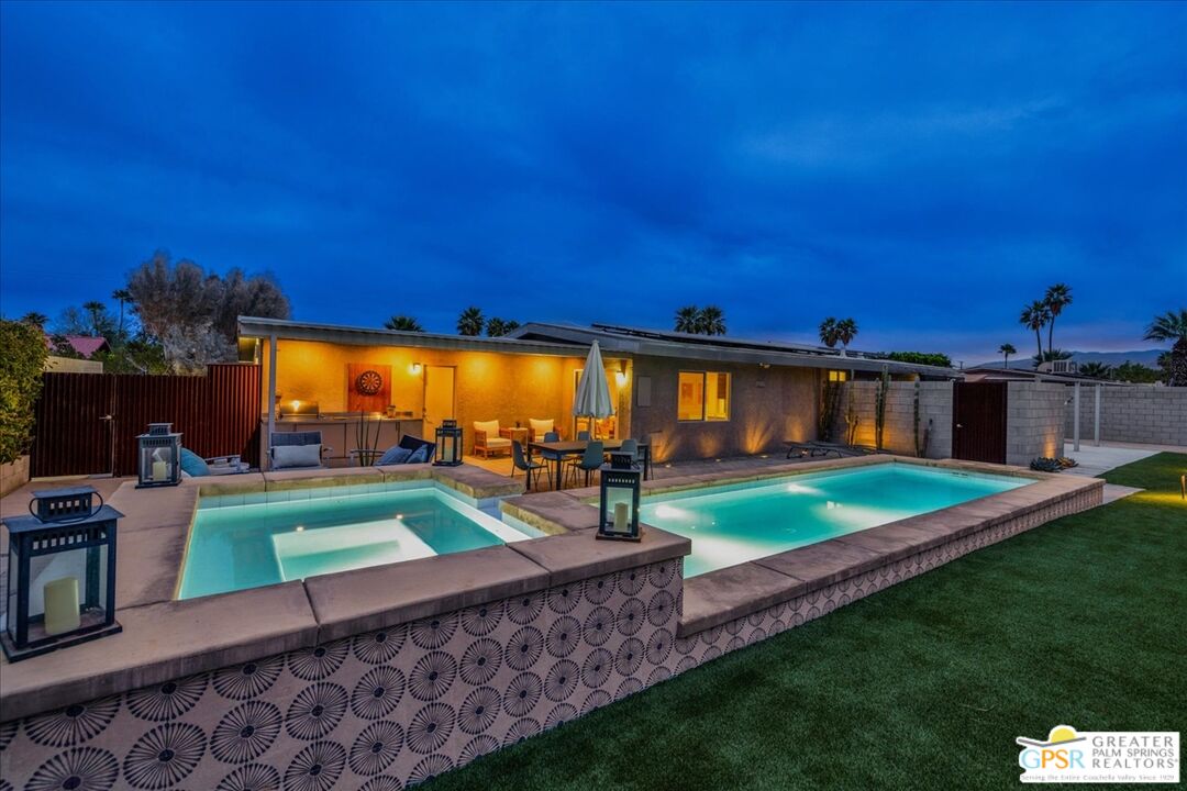 1979 N Los Alamos Rd