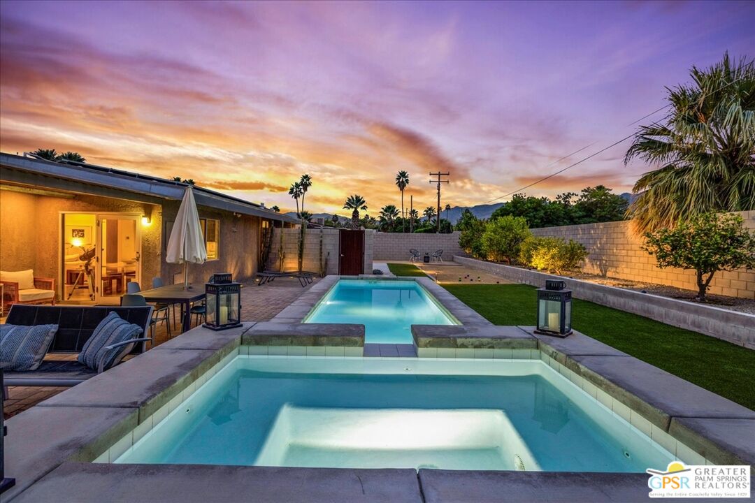 1979 N Los Alamos Rd