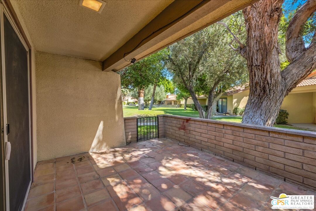 2635 N Whitewater Club Dr