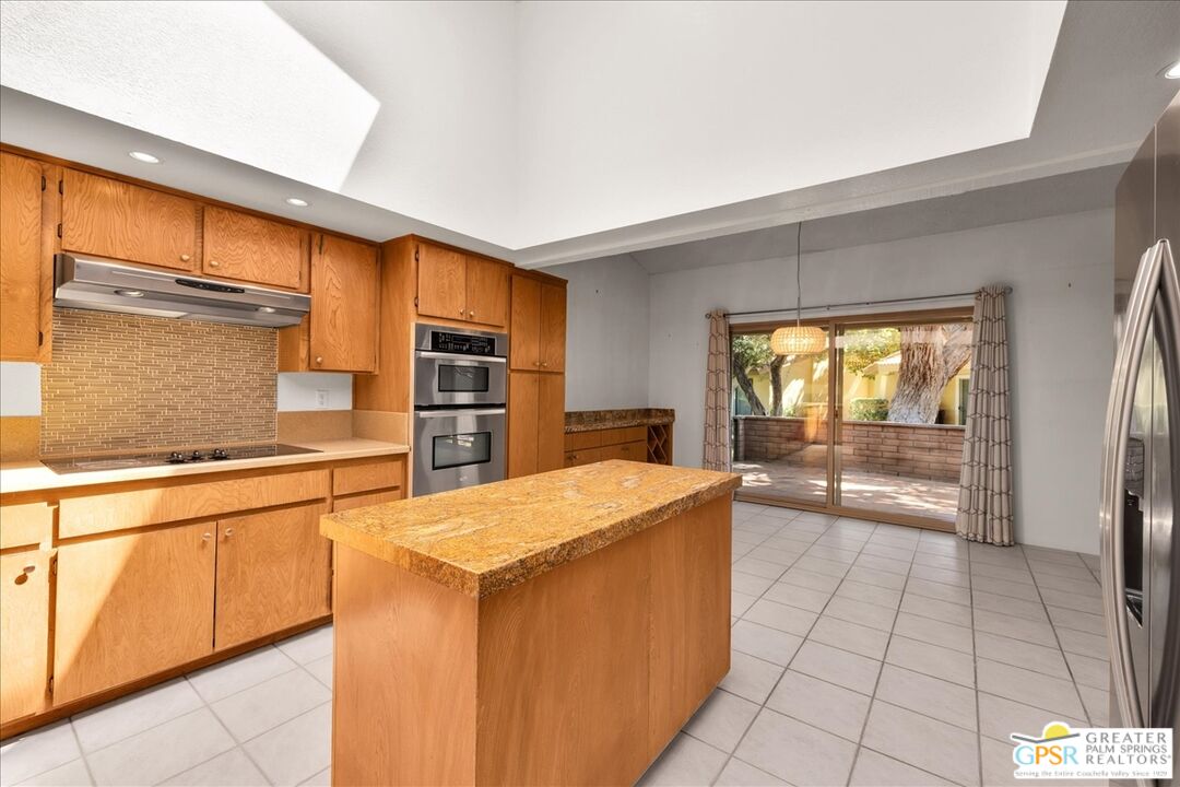 2635 N Whitewater Club Dr