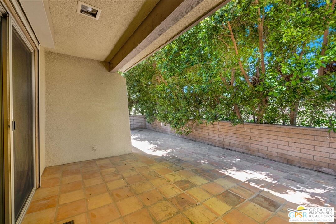 2635 N Whitewater Club Dr