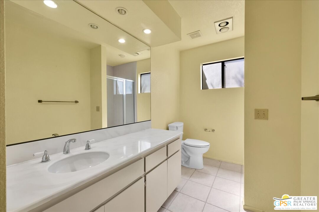 2635 N Whitewater Club Dr