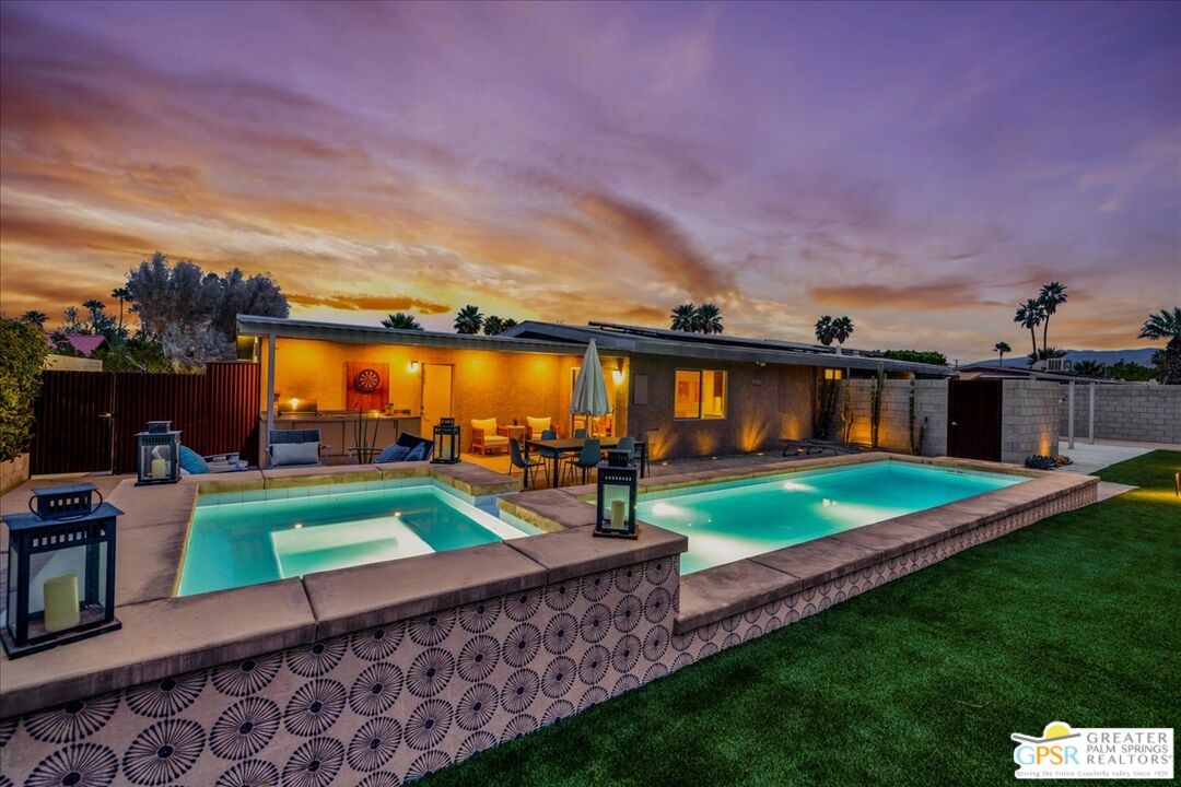 1979 N Los Alamos Rd