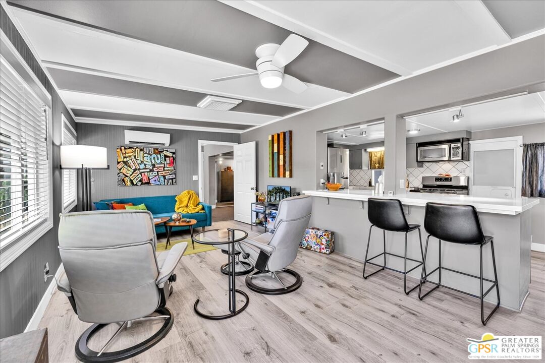 107 Caravan St