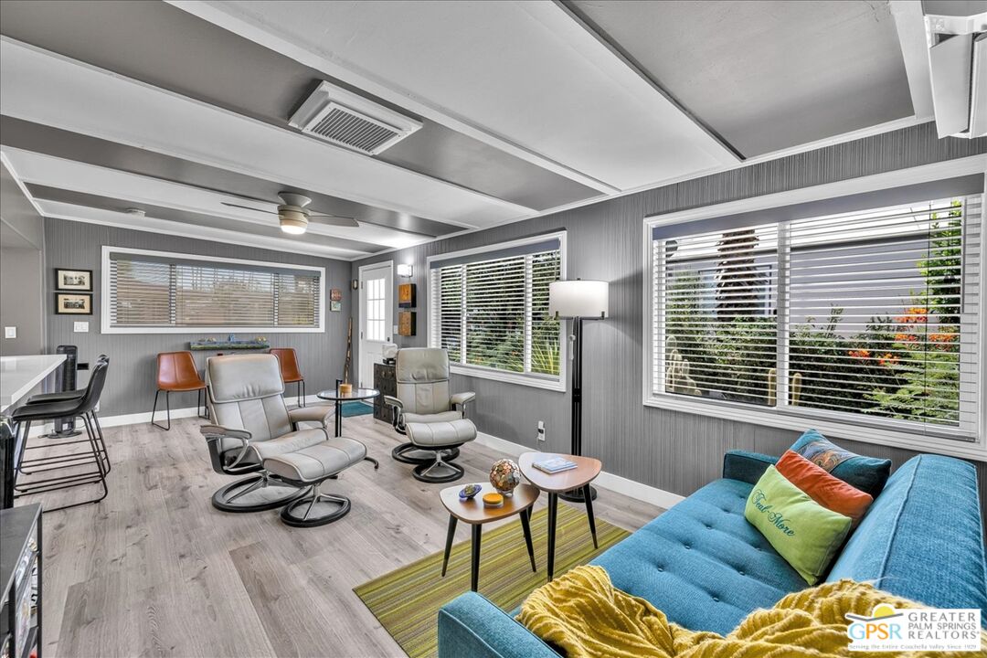 107 Caravan St