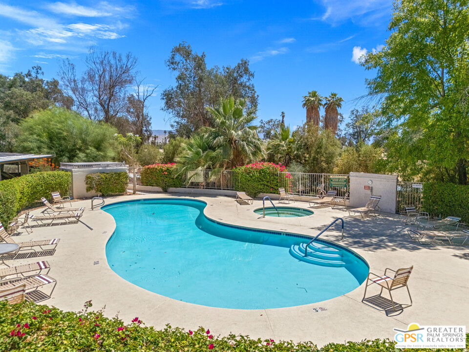 2700 E Mesquite Ave Unit: E26