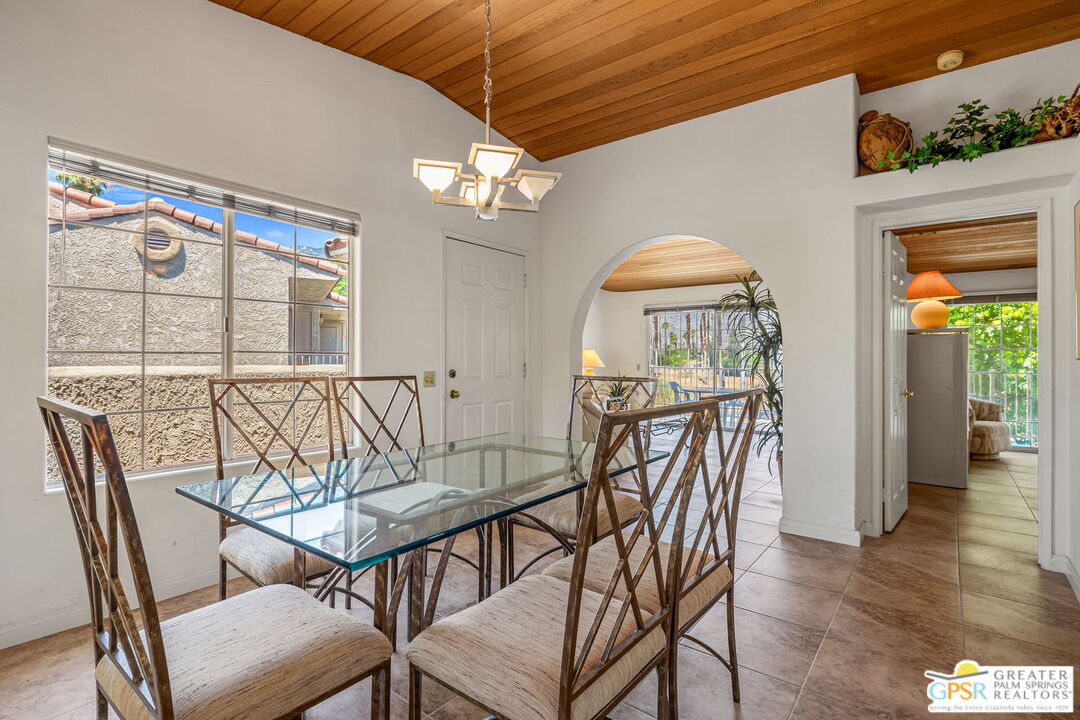 2700 E Mesquite Ave Unit: E26