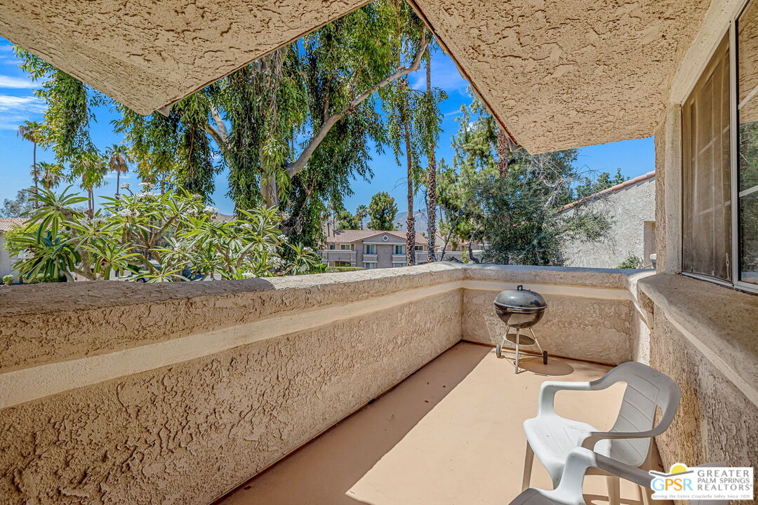 2700 E Mesquite Ave Unit: E26