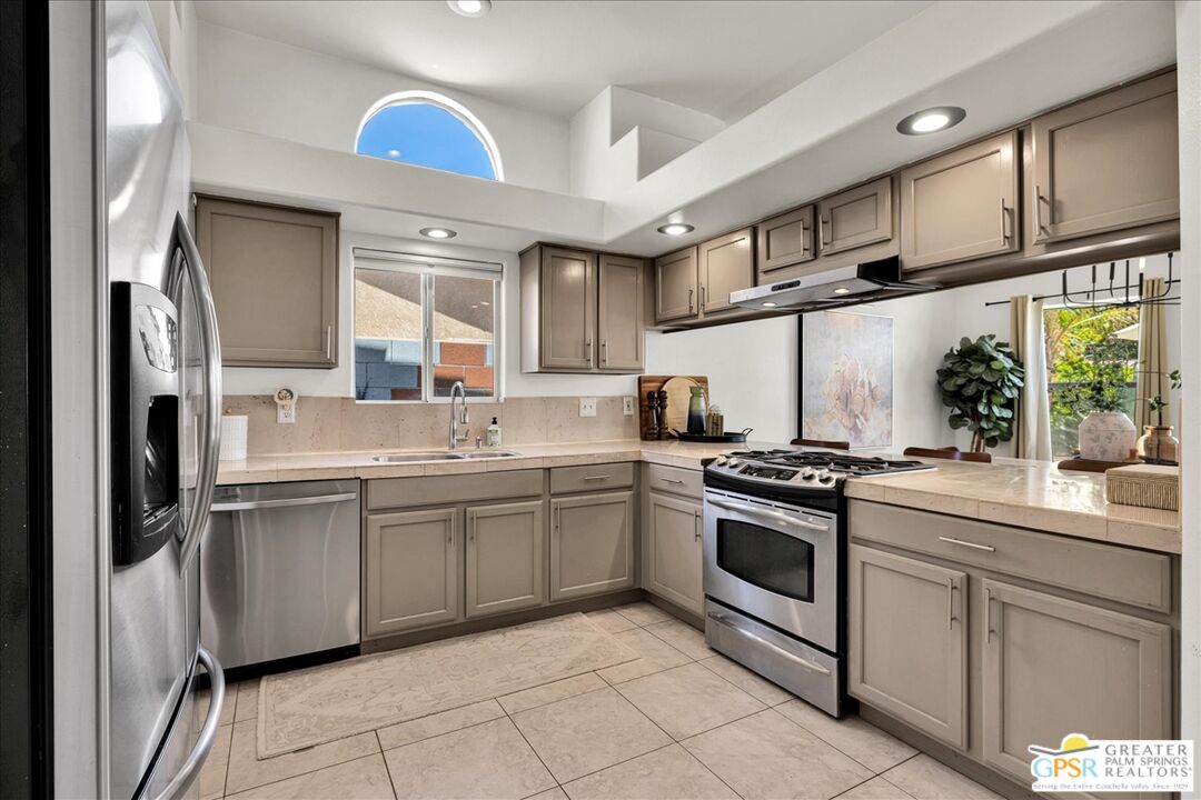 30376 Avenida Juarez