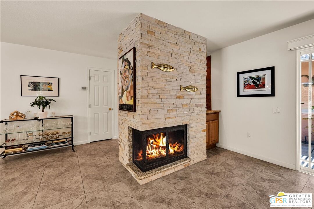 38061 Chuperosa Ln