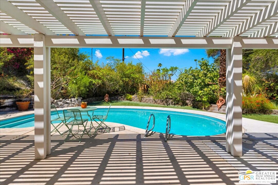 38061 Chuperosa Ln