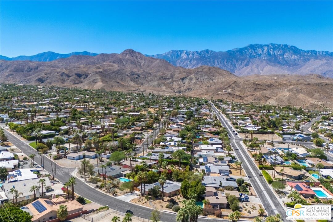 38061 Chuperosa Ln