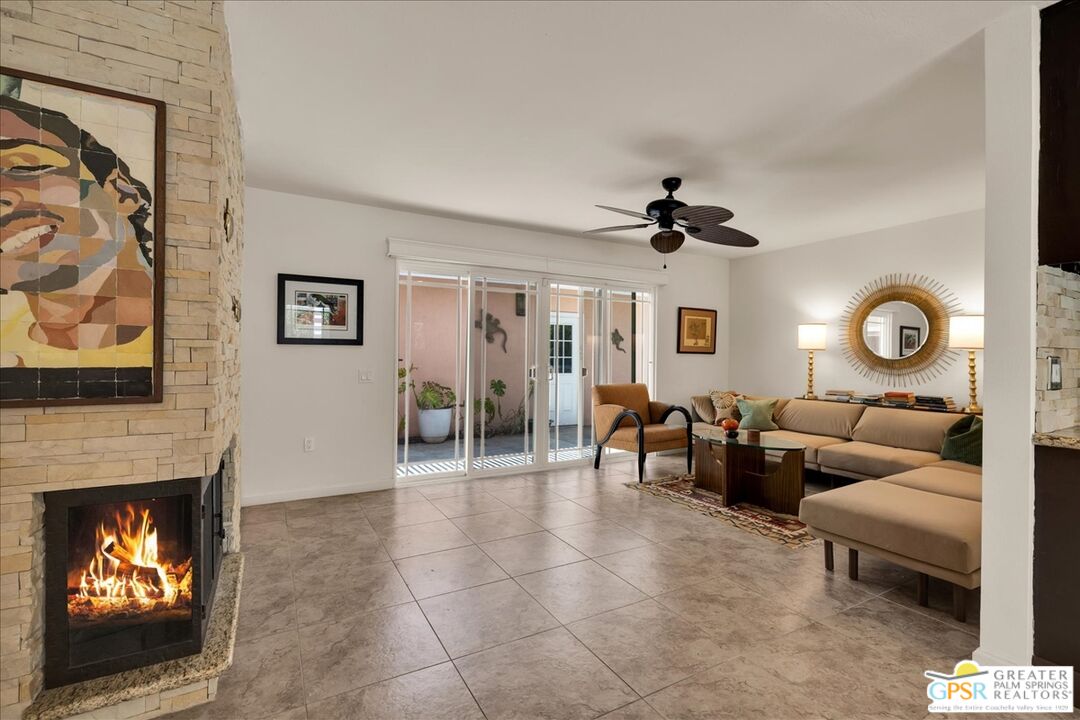 38061 Chuperosa Ln