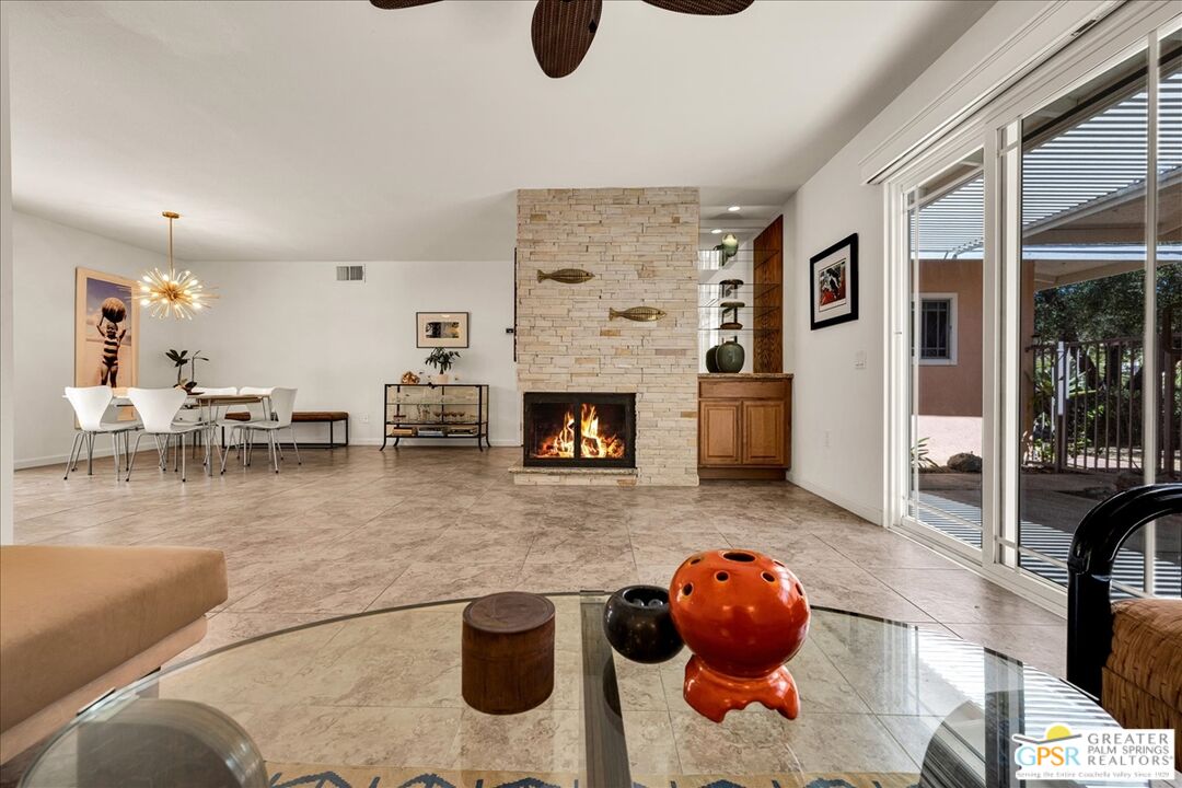 38061 Chuperosa Ln