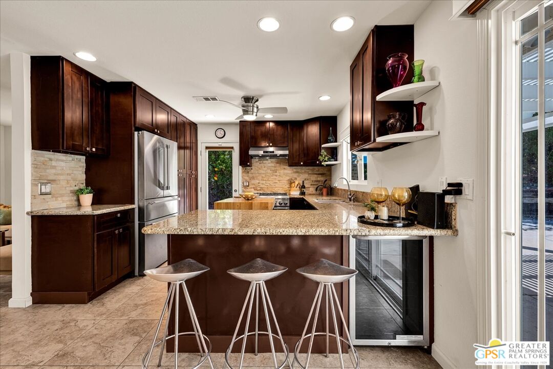 38061 Chuperosa Ln