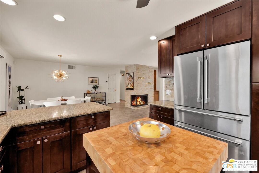 38061 Chuperosa Ln