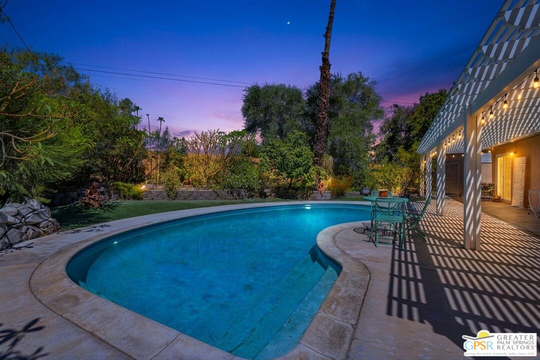 38061 Chuperosa Ln