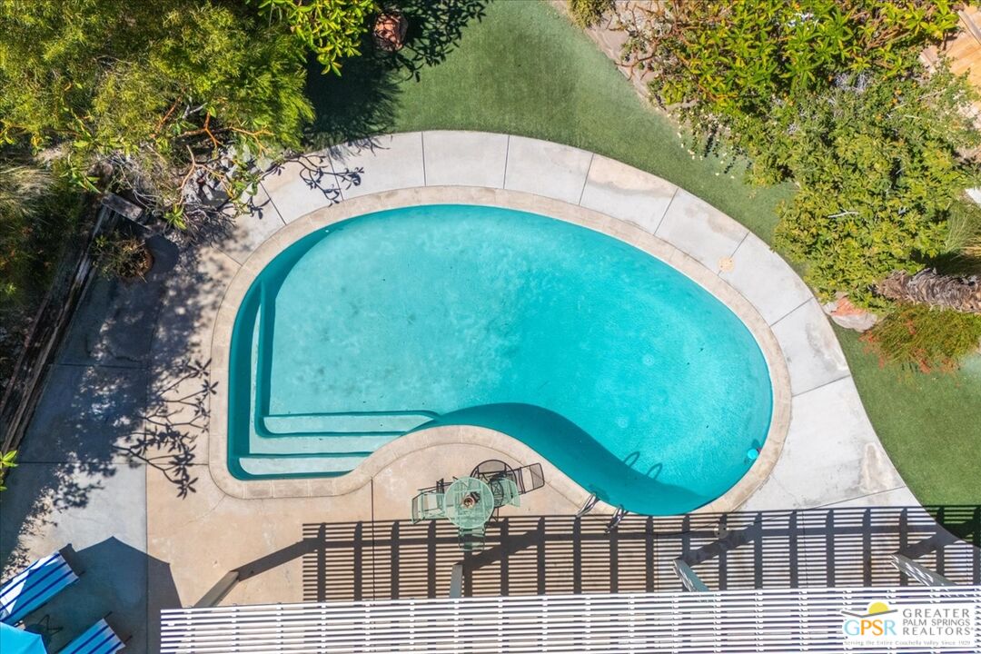 38061 Chuperosa Ln