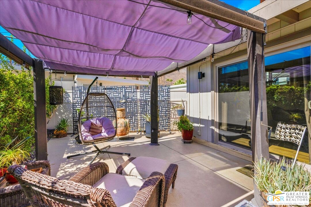 19 Araby St