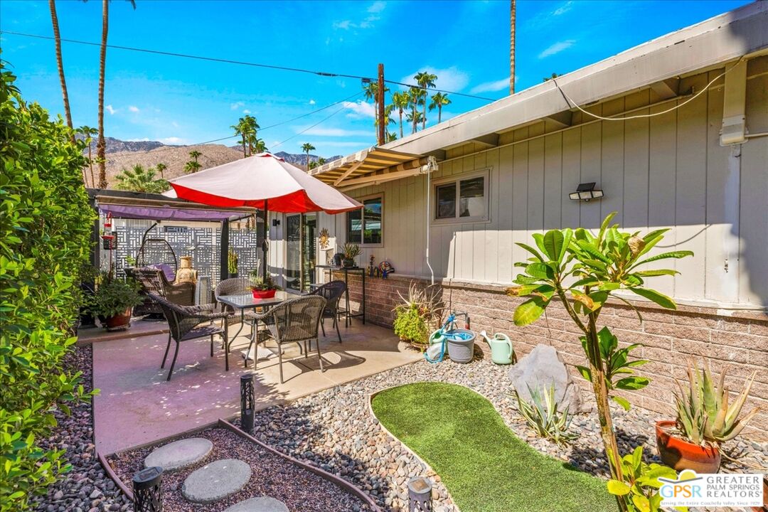19 Araby St