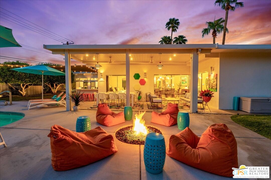 657 N Juanita Dr