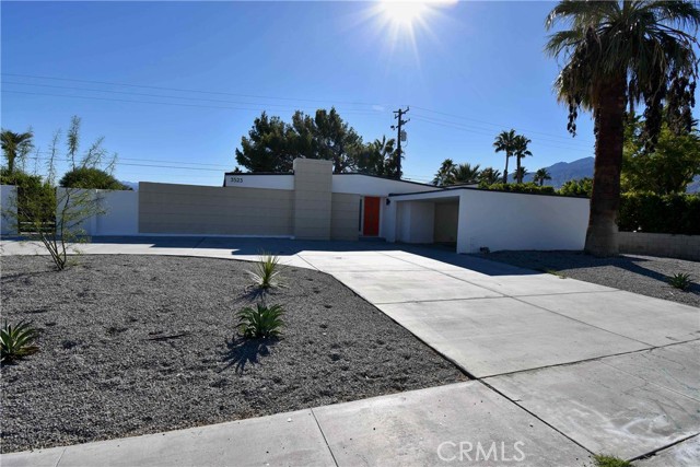 3523 E Paseo Barbara
