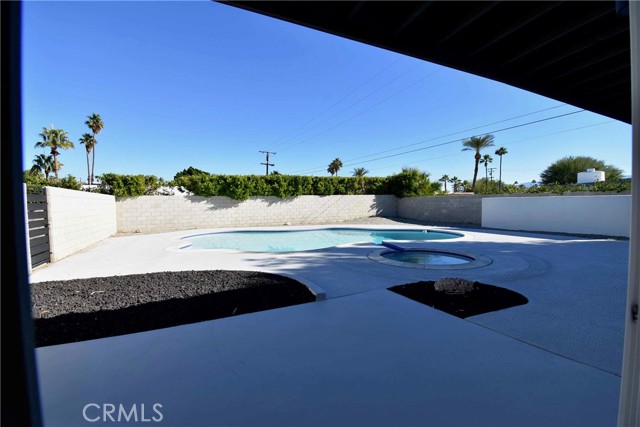 3523 E Paseo Barbara