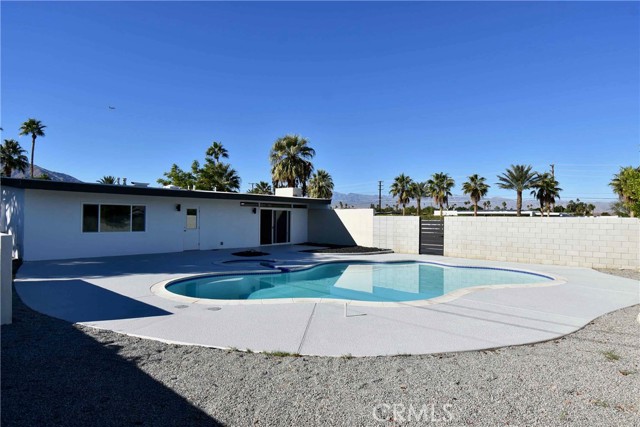 3523 E Paseo Barbara