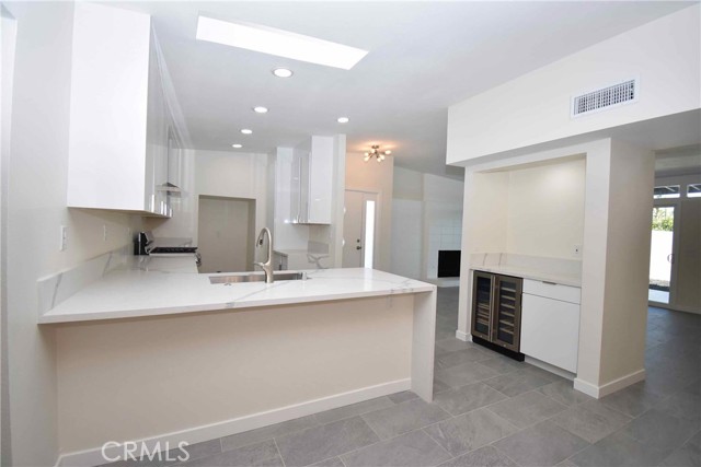 3523 E Paseo Barbara