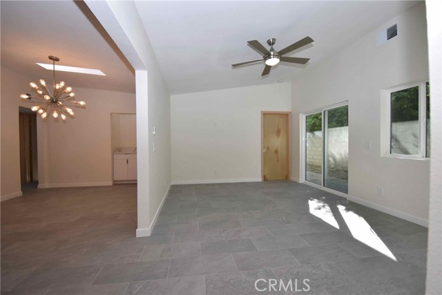 3523 E Paseo Barbara