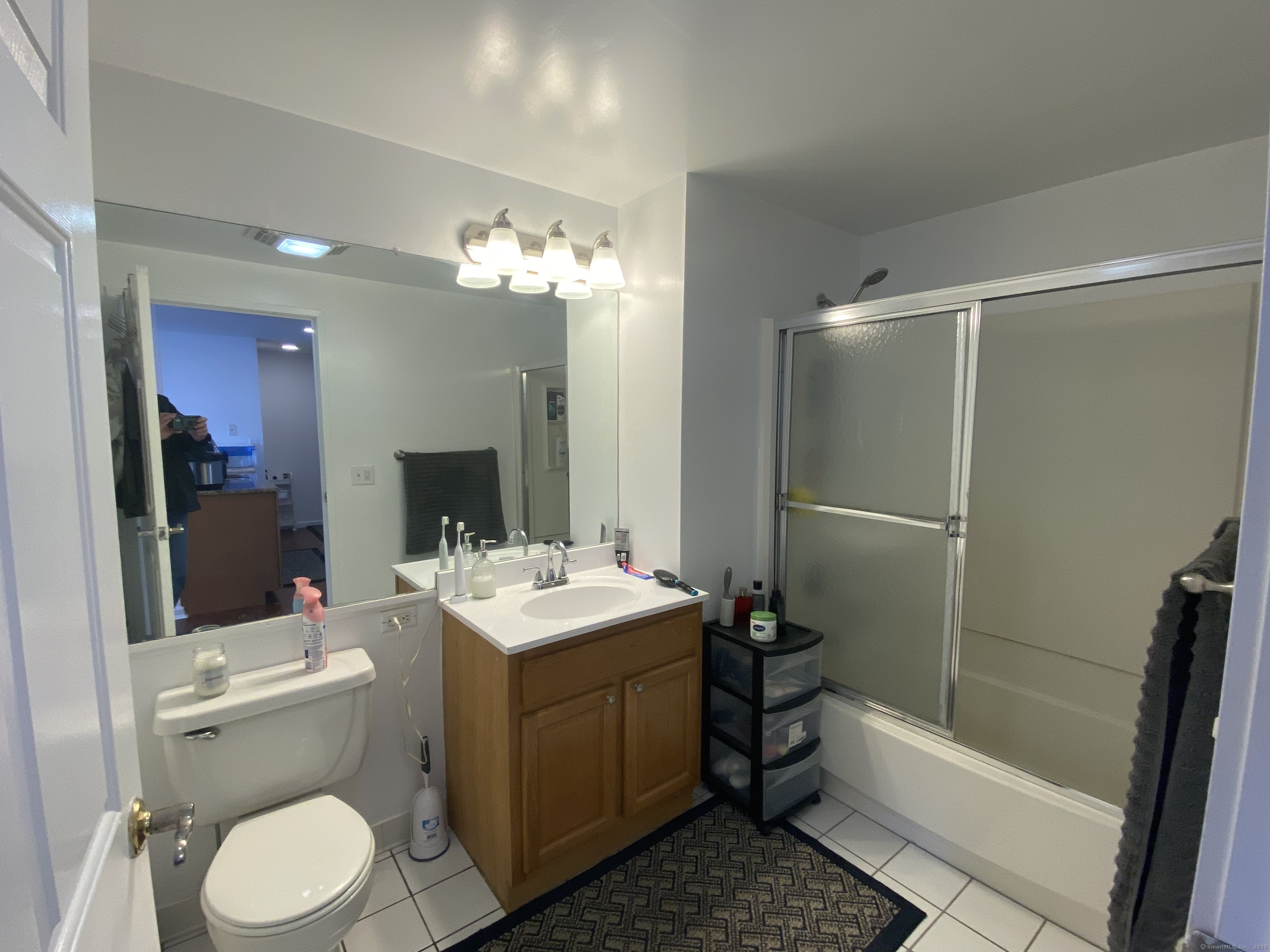 300 Broad Street 504